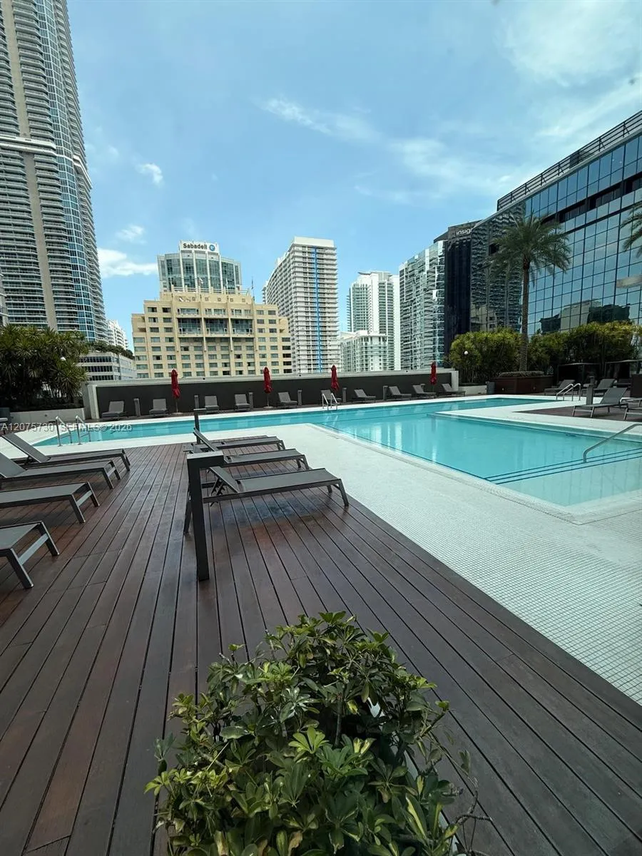 1080 Brickell Ave #913 Miami, FL 33131