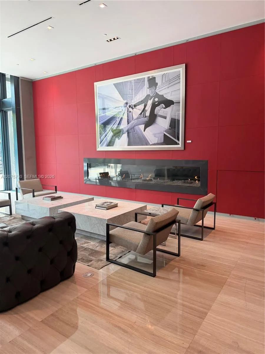 1080 Brickell Ave #913 Miami, FL 33131
