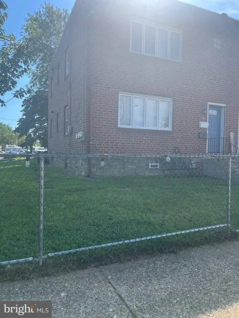 946 FAUNCE STREET