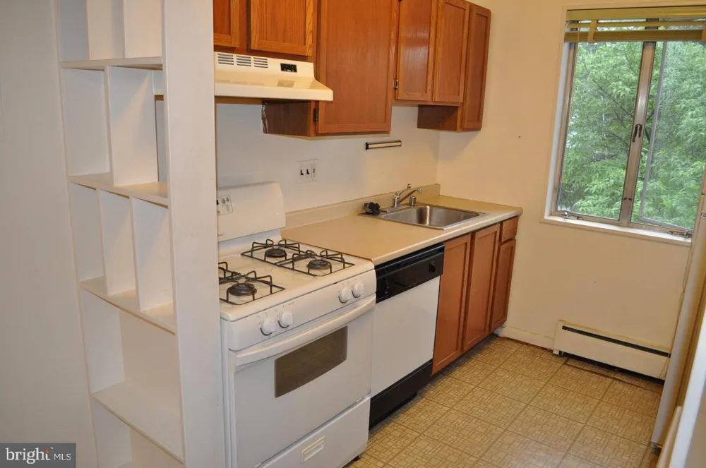1601 19TH STREET #301 Arlington, VA 22209