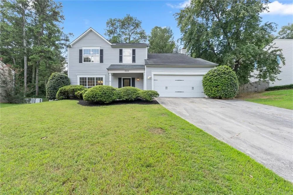 2010 Buckley Trail Snellville, GA 30078