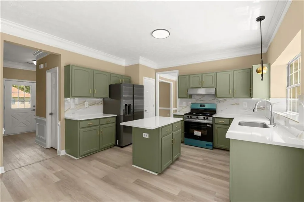 2010 Buckley Trail Snellville, GA 30078