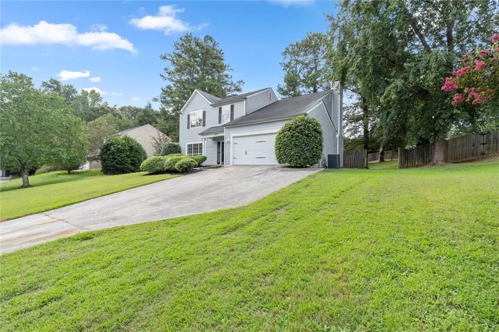 2010 Buckley Trail Snellville, GA 30078