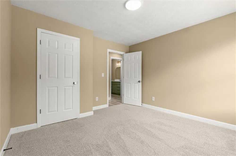 2010 Buckley Trail Snellville, GA 30078