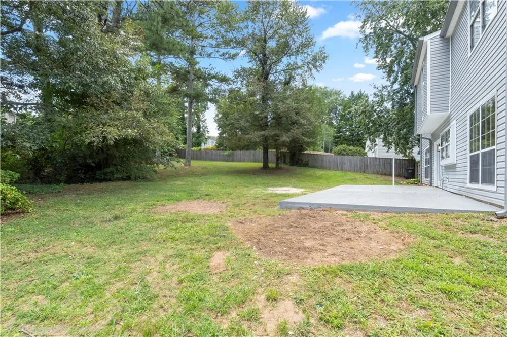 2010 Buckley Trail Snellville, GA 30078
