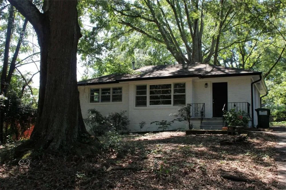 5565 cypress Drive Forest Park, GA 30297