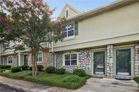 6900 Roswell Road #B5