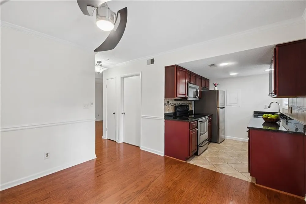 6900 Roswell Road #B5 Sandy Springs, GA 30328