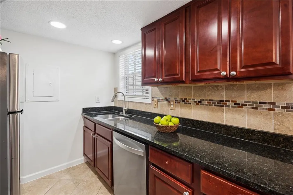 6900 Roswell Road #B5 Sandy Springs, GA 30328
