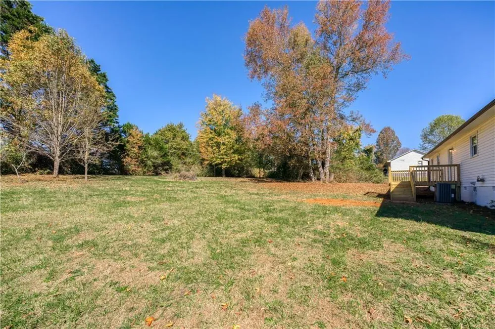 130 Glory Lane Mount Airy, GA 30563