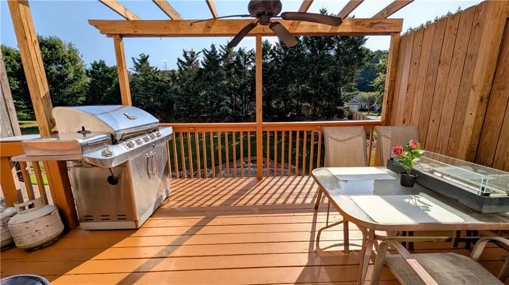 251 Derby Court Acworth, GA 30102