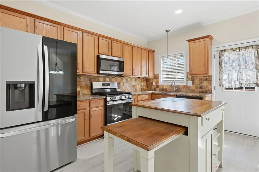 251 Derby Court Acworth, GA 30102