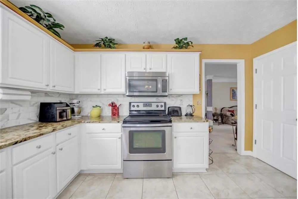 3202 Kittery Drive Snellville, GA 30039