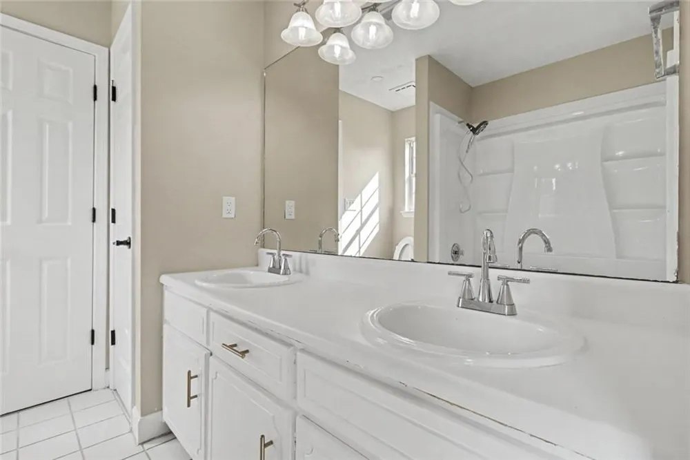 37 Greentree Drive Newnan, GA 30265