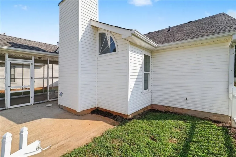 37 Greentree Drive Newnan, GA 30265