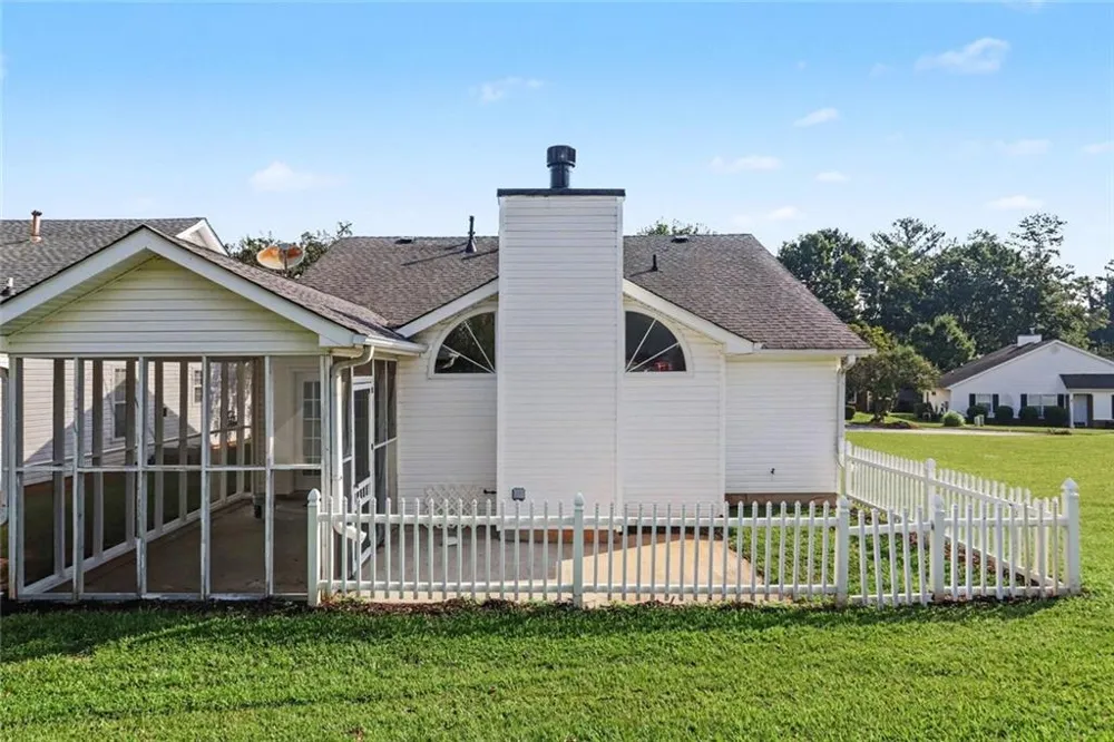 37 Greentree Drive Newnan, GA 30265