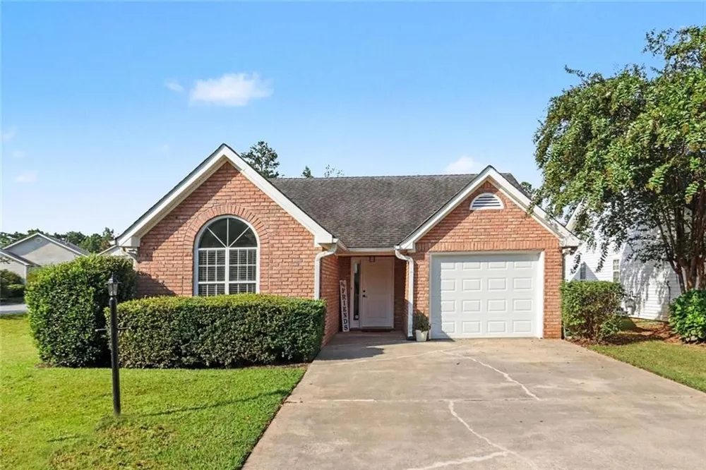 37 Greentree Drive Newnan, GA 30265