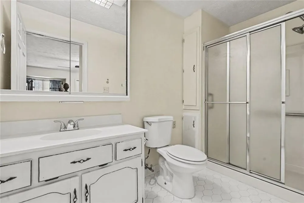7107 Forest Lane Union City, GA 30291