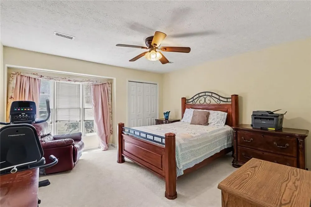 7107 Forest Lane Union City, GA 30291