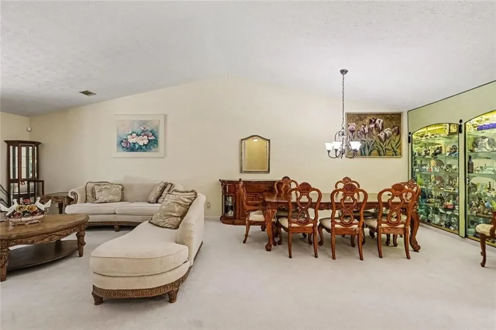 7107 Forest Lane Union City, GA 30291