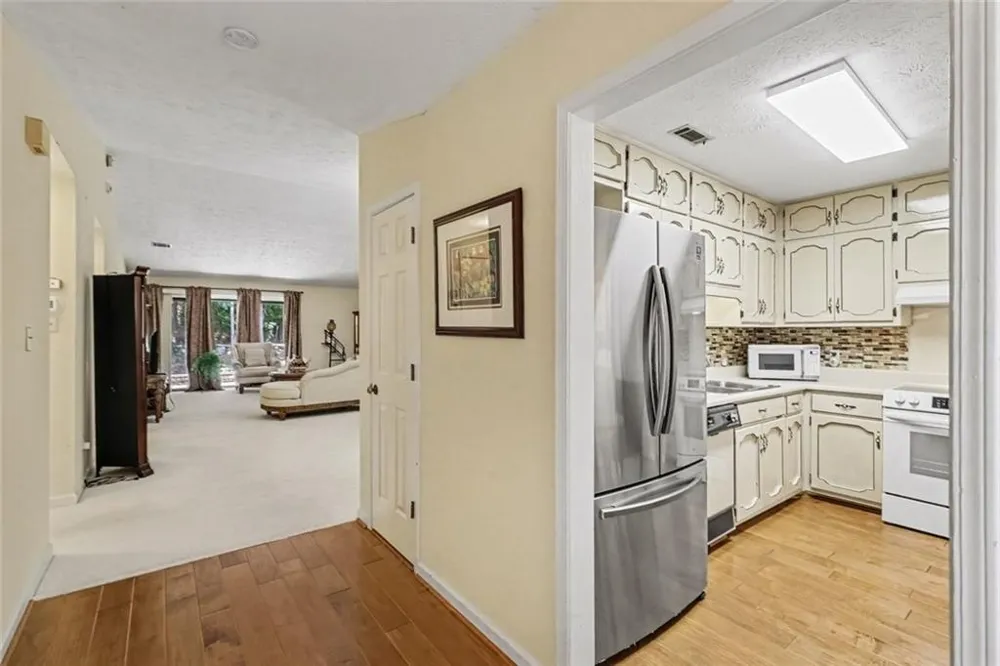 7107 Forest Lane Union City, GA 30291