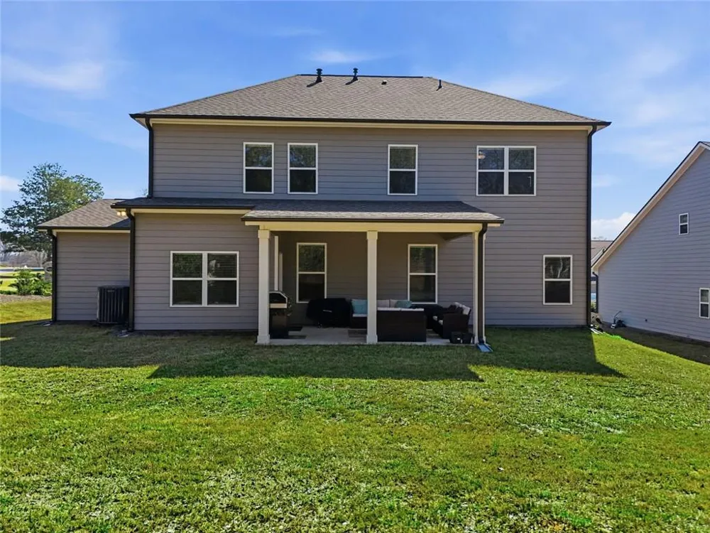 22 Winding Rose Drive Hoschton, GA 30548