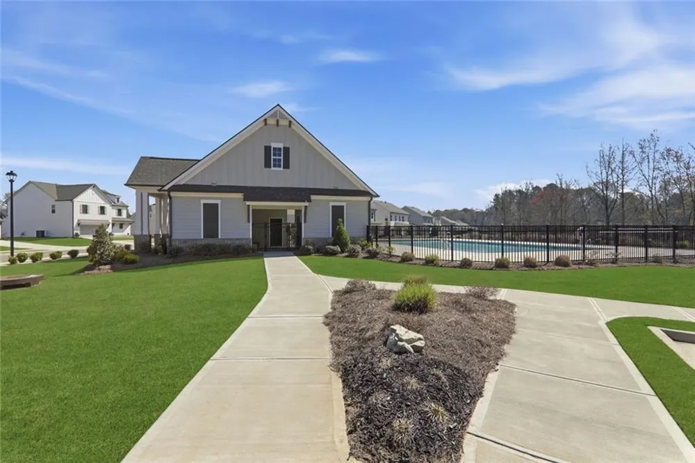 22 Winding Rose Drive Hoschton, GA 30548