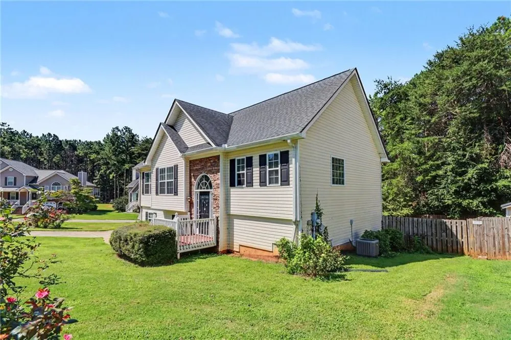 20 Hopkins Breeze Adairsville, GA 30103