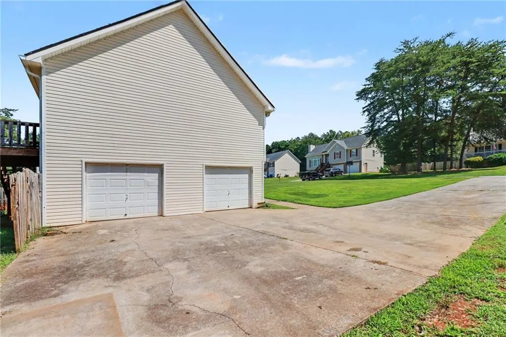 20 Hopkins Breeze Adairsville, GA 30103