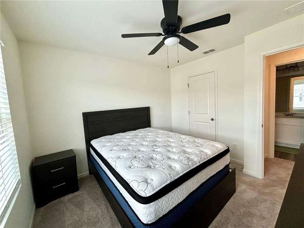 64 Thetford Way Winder, GA 30680