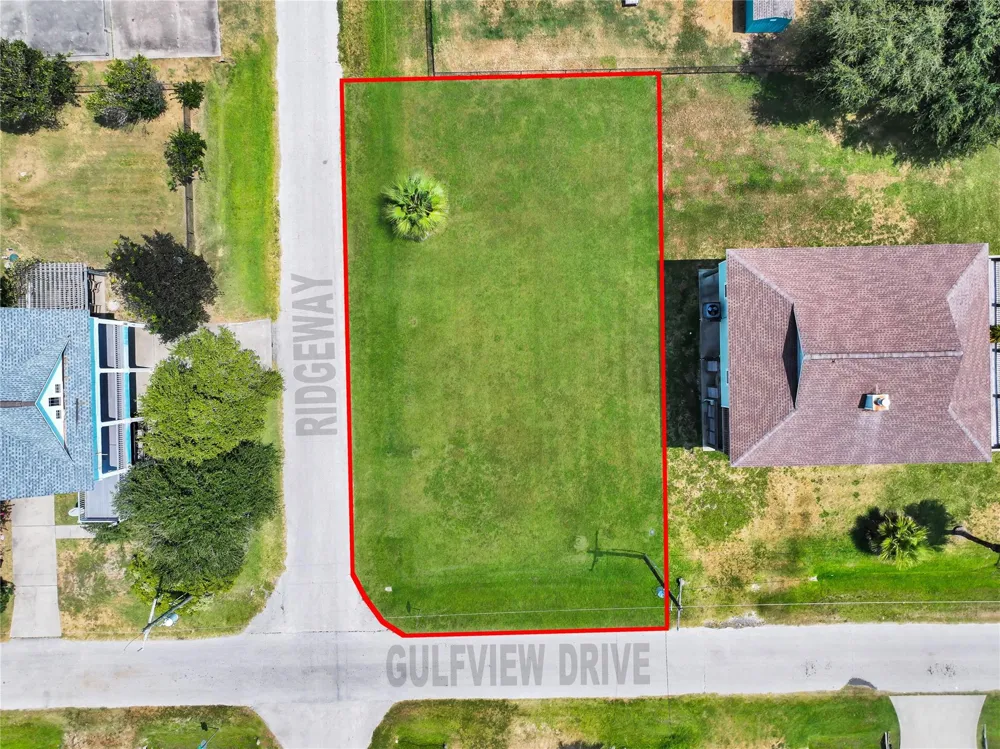 882 Gulfview Drive Crystal Beach, TX 77650