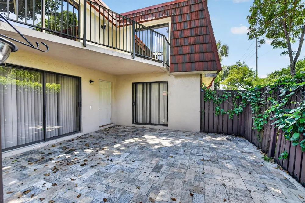 8558 Boca Rio Drive Boca Raton, FL 33433