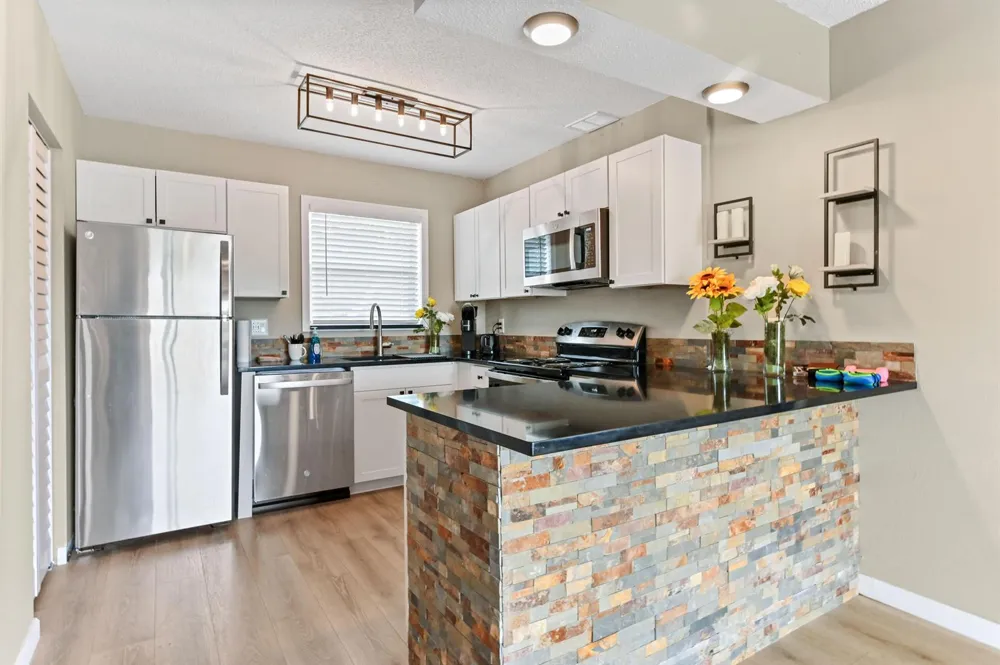 198 Lake Frances Drive #198 West Palm Beach, FL 33411