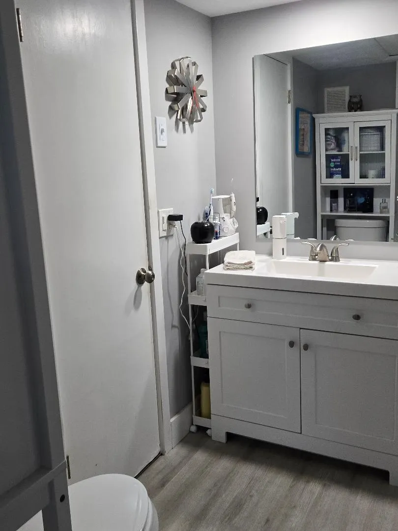 669 W OAKLAND PARK BOULEVARD W #205B Oakland Park, FL 33311