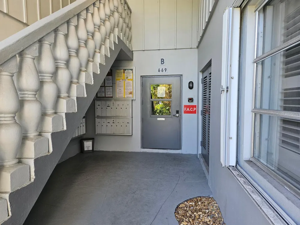 669 W OAKLAND PARK BOULEVARD W #205B Oakland Park, FL 33311