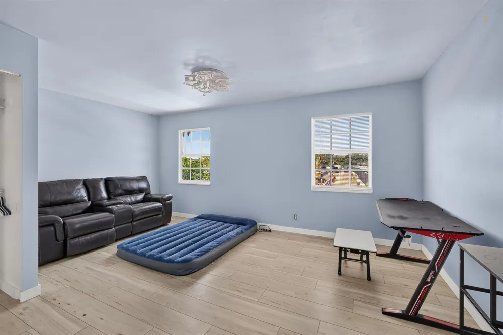 1028 36TH STREET West Palm Beach, FL 33407