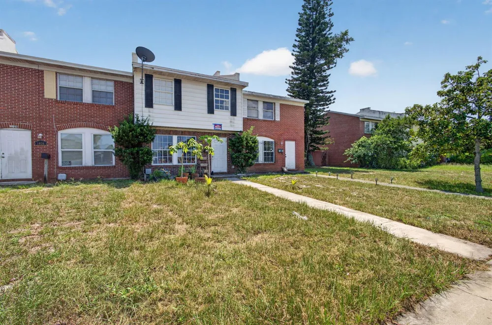 1028 36TH STREET West Palm Beach, FL 33407