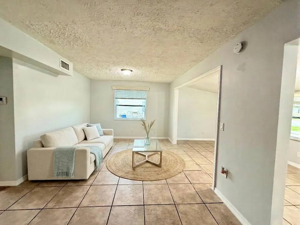 1480 6th Avenue Vero Beach, FL 32960