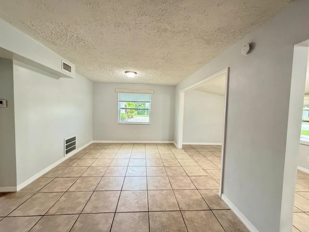 1480 6th Avenue Vero Beach, FL 32960