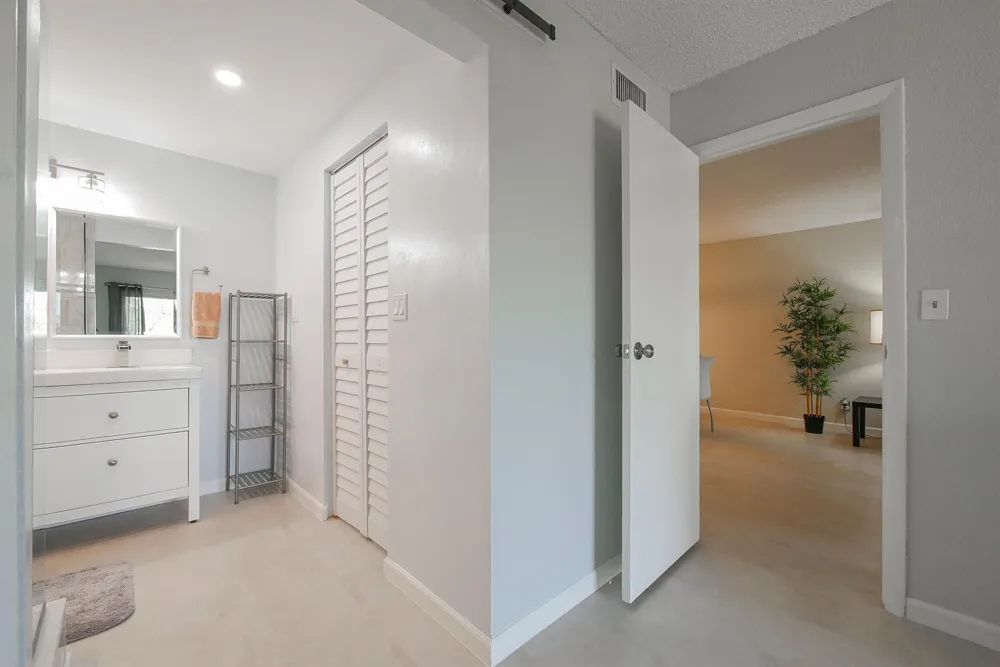 6080 NW 44th Street NW #Apt 414 Lauderhill, FL 33319