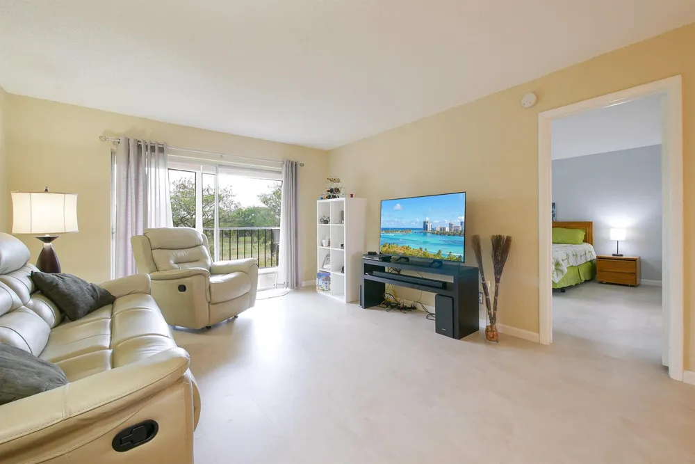 6080 NW 44th Street NW #Apt 414 Lauderhill, FL 33319