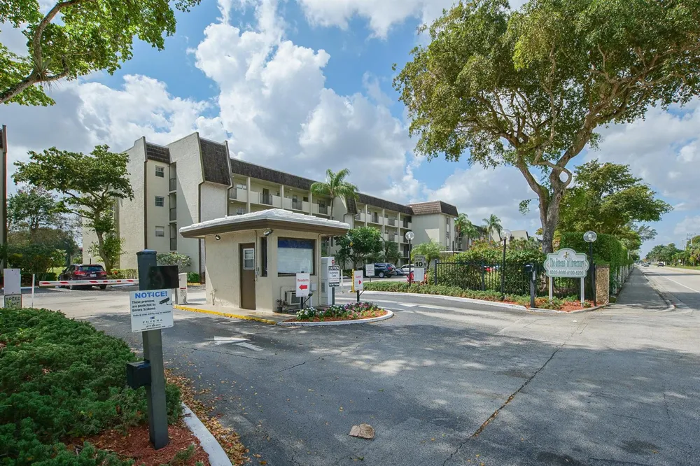 6080 NW 44th Street NW #Apt 414 Lauderhill, FL 33319