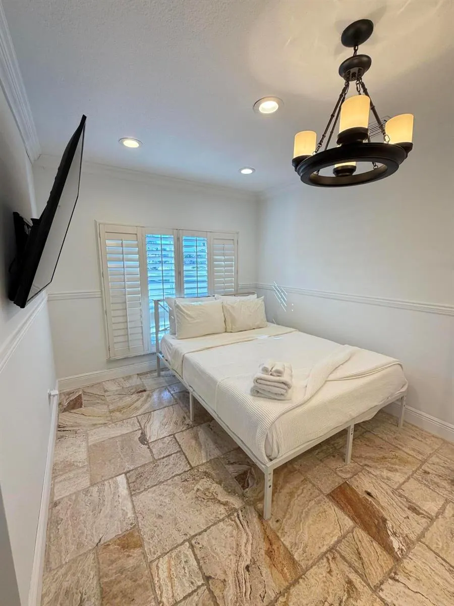 2557 SW 14TH COURT Deerfield Beach, FL 33442