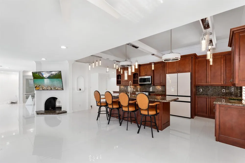 2557 SW 14TH COURT Deerfield Beach, FL 33442