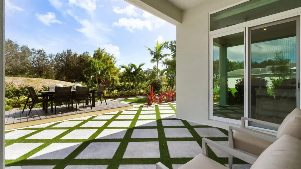 132 SE VIA TIRSO Port St. Lucie, FL 34952