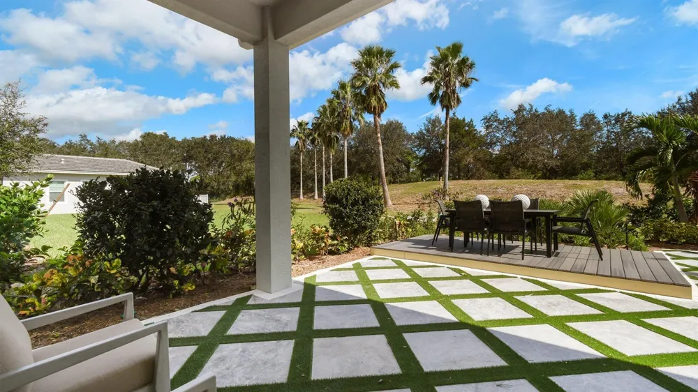 132 SE VIA TIRSO Port St. Lucie, FL 34952