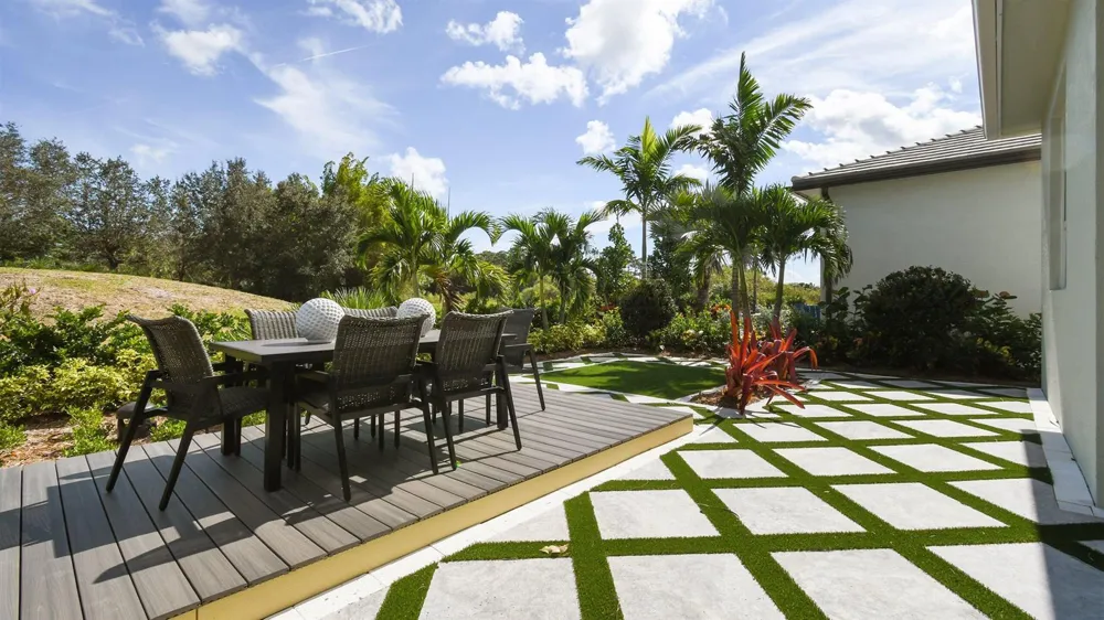 132 SE VIA TIRSO Port St. Lucie, FL 34952