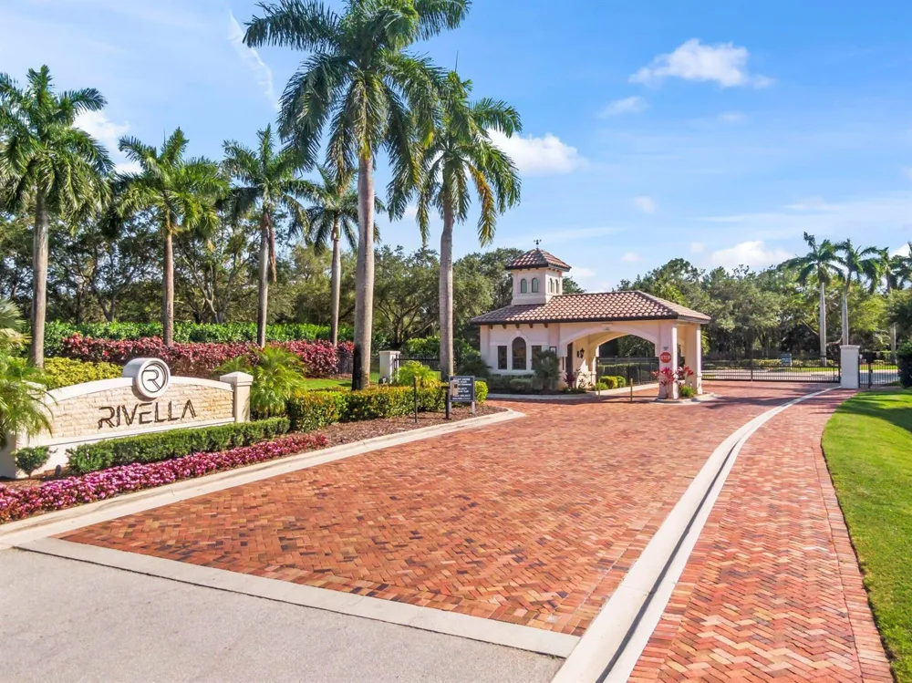132 SE VIA TIRSO Port St. Lucie, FL 34952