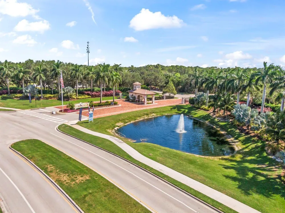 132 SE VIA TIRSO Port St. Lucie, FL 34952