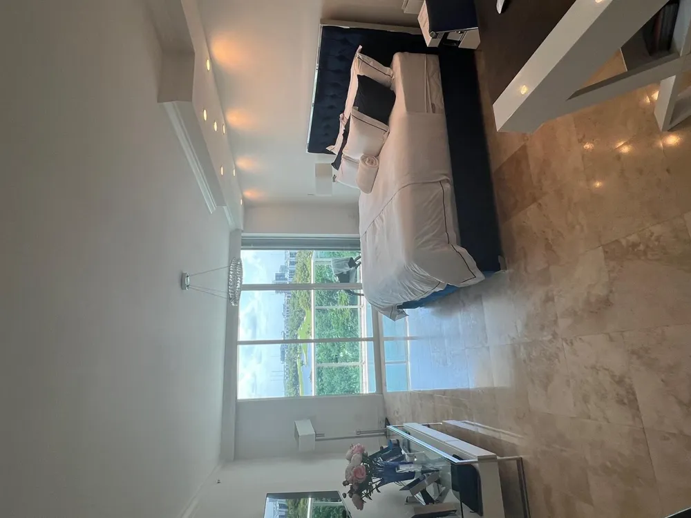 20201 E Country Club Drive #1009 Aventura, FL 33180